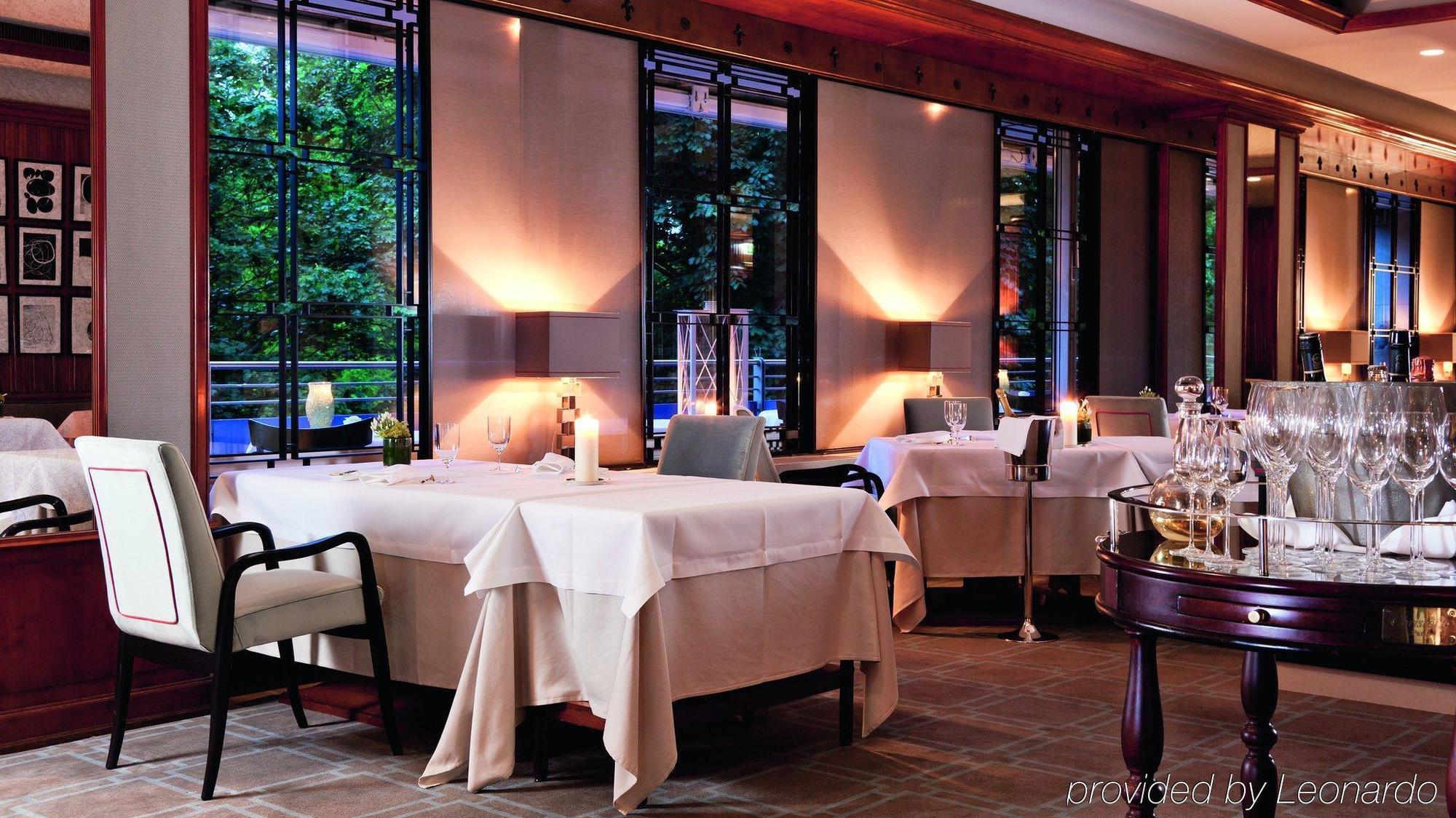שטוטגרט Althoff Hotel Am Schlossgarten מסעדה תמונה